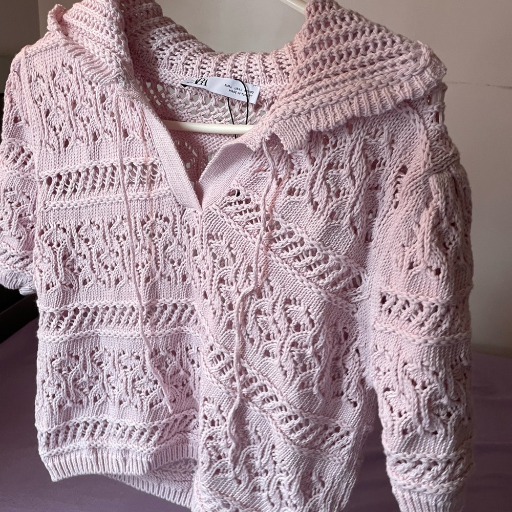 Zara Knitted top.